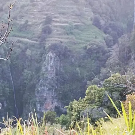 Julia, Mountain Retreat فيلة *