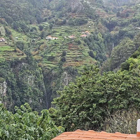 Julia, Mountain Retreat